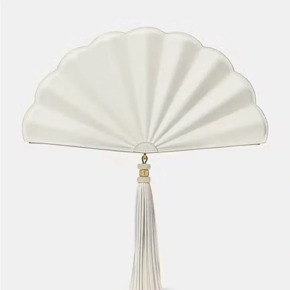 Kate Spade lotus fan clutch in meringue | white clutch decorative purse bridal